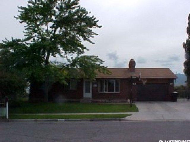 6016 Sun Dr, Kearns, UT 84118 — photo 2