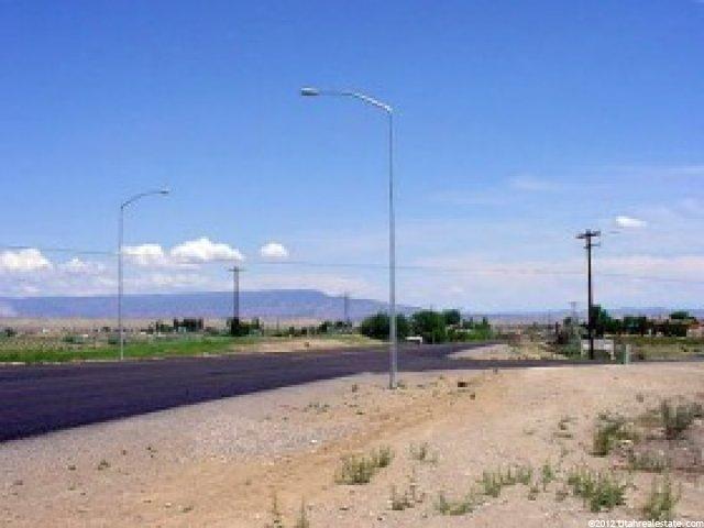 3500 S 2500 E, Vernal, UT 84078 — photo 2
