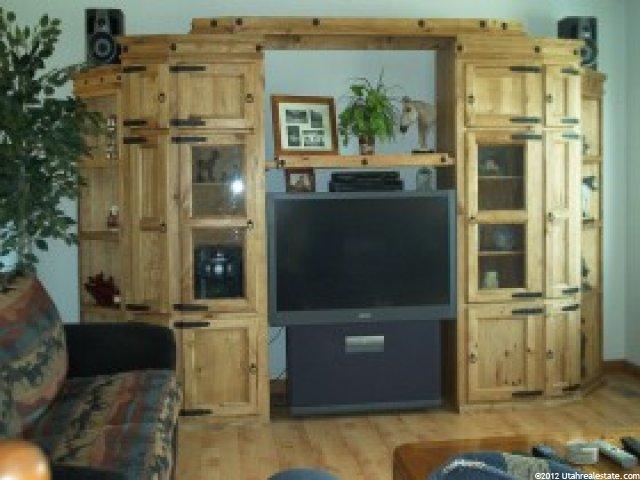 170 W 2650 N, Sunset, UT 84015 — photo 2