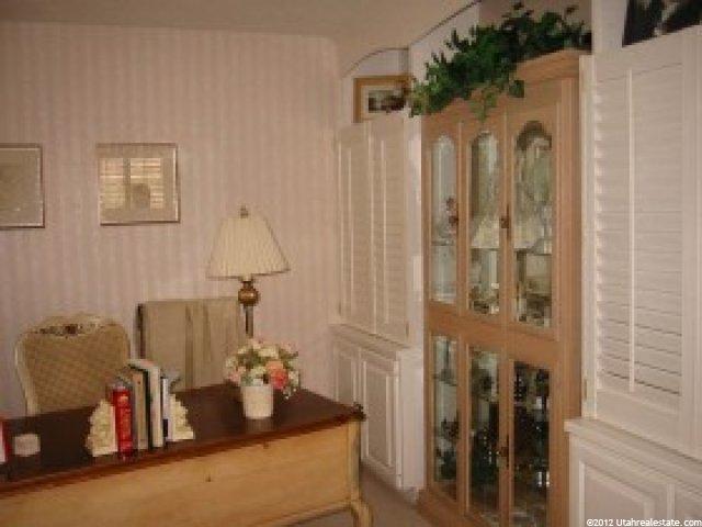 1383 E Heatherton Cir, Murray, UT 84121 — photo 5