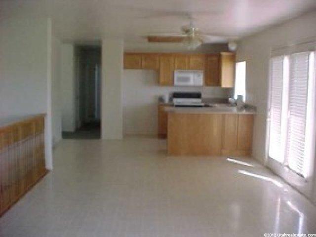 3943 Baltimore Cir, Syracuse, UT 84075 — photo 3