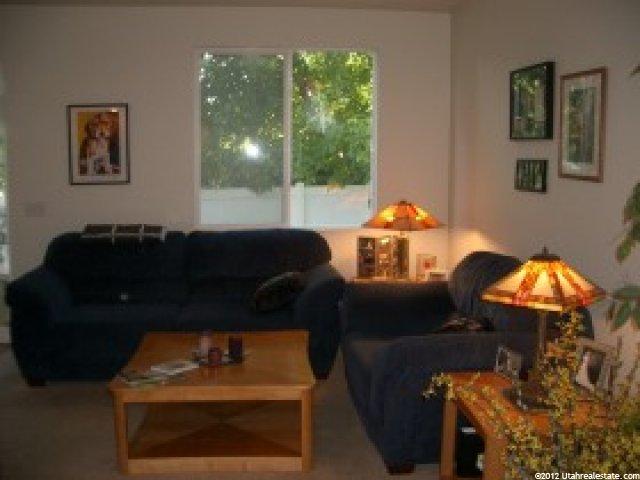 130 N Peregrine Ln ## 30, Bountiful, UT 84010 — photo 3