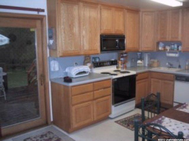 1676 E 8600 S, Sandy, UT 84093 — photo 4