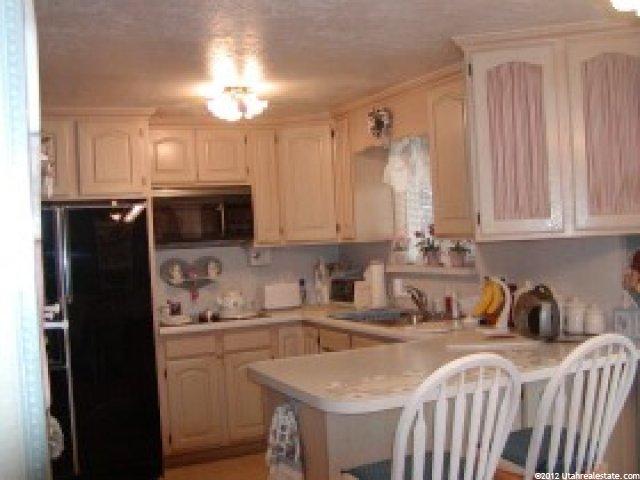 215 Carlson Ave, Midvale, UT 84047 — photo 3