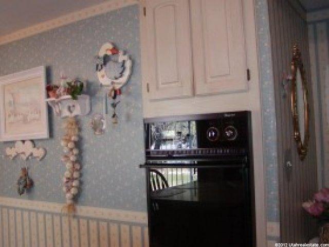 215 Carlson Ave, Midvale, UT 84047 — photo 6