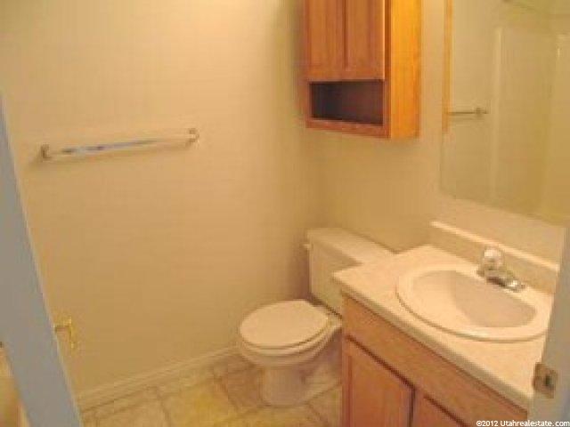 424 E 2050 N #A2, North Ogden, UT 84414 — photo 8