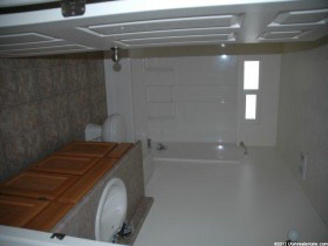 2654 W 2300 N, Clinton, UT 84015 — photo 5