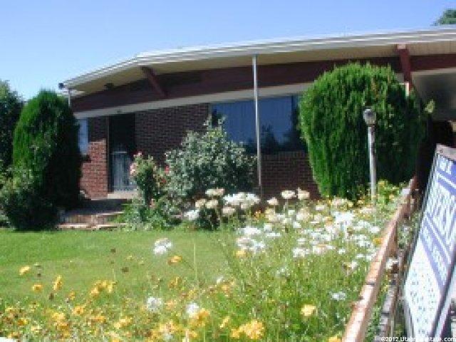 1066 Cross St, Ogden, UT 84404 — photo 2