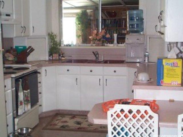 7835 S 1300 E, Sandy, UT 84093 — photo 3