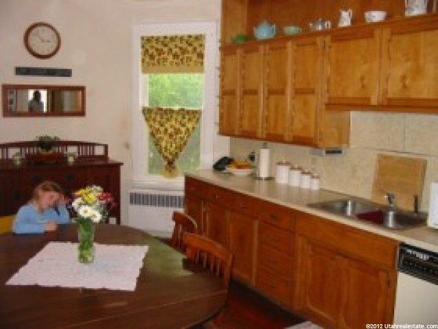 207 E 200 N, Nephi, UT 84648 — photo 3