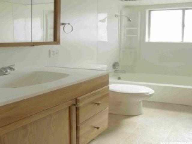 1939 E Village Cir, South Ogden, UT 84403 — photo 2