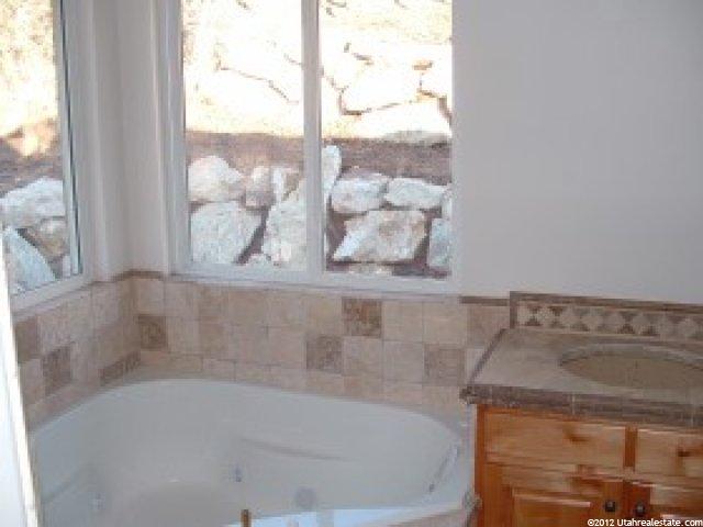 4788 S 1500 E, Ogden, UT 84403 — photo 7