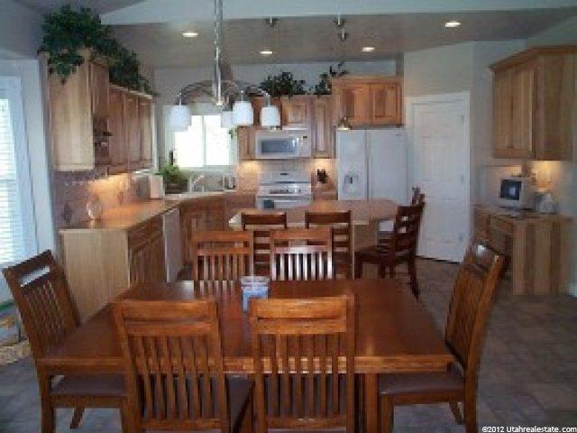 866 W 3050 S, Syracuse, UT 84075 — photo 7