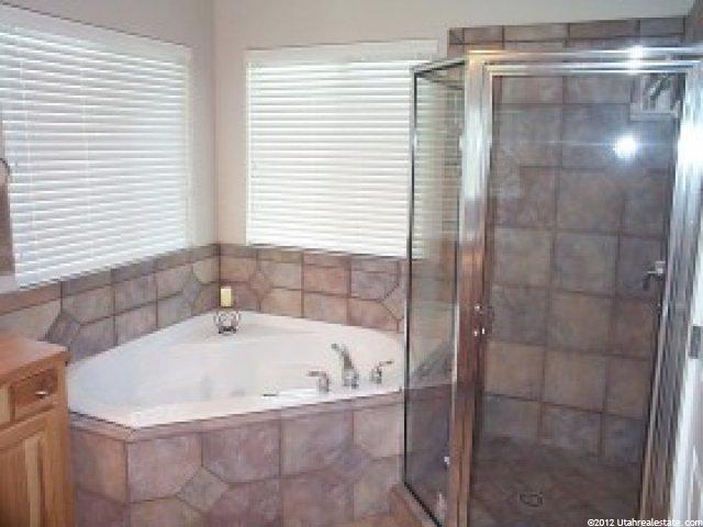 866 W 3050 S, Syracuse, UT 84075 — photo 8