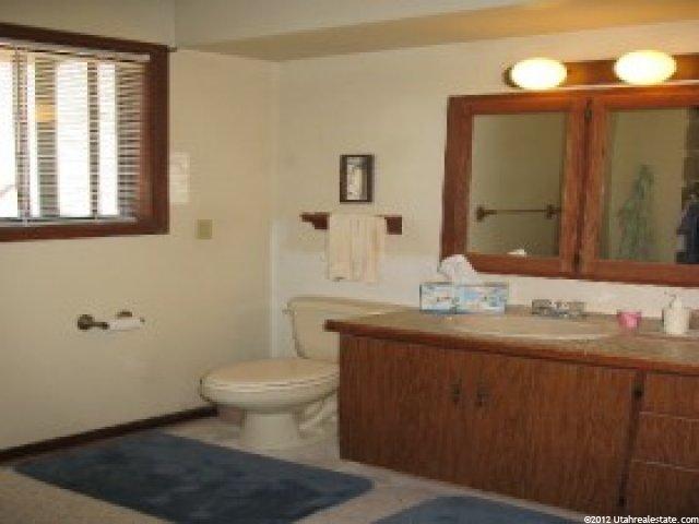 9112 Nichole Dr, Sandy, UT 84093 — photo 5