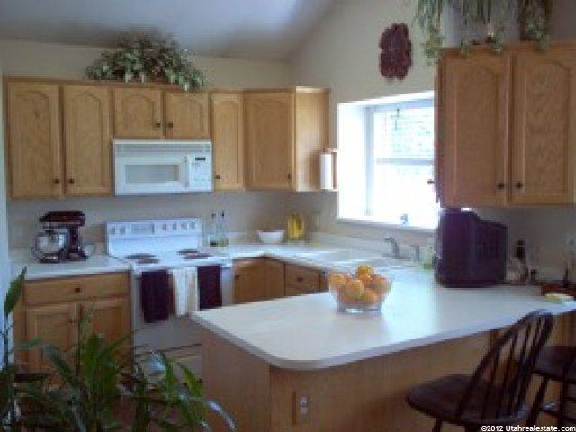 394 E Sandy Park Cir, Sandy, UT 84094 — photo 3