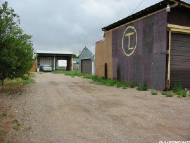 540 E Main St, Hyrum, UT 84319 — photo 2