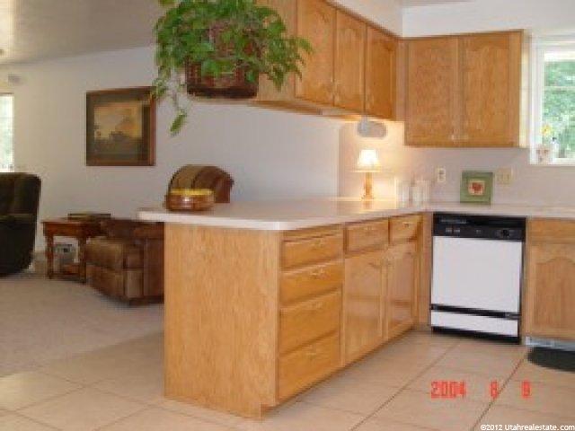 2135 E 6600 S, Uintah, UT 84405 — photo 6