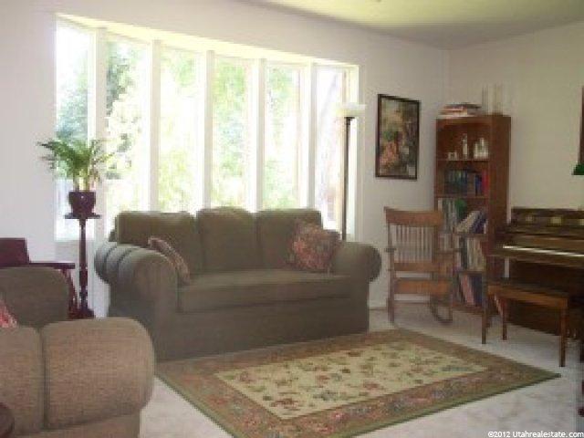 6303 S Lorreen Dr E, Murray, UT 84121 — photo 3
