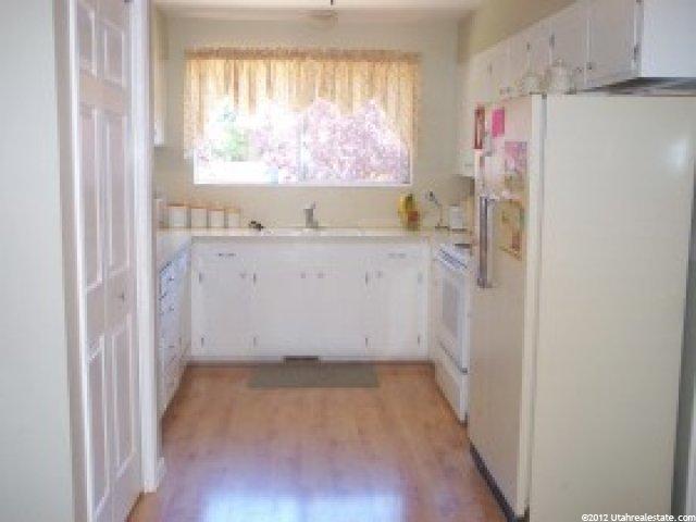 6303 S Lorreen Dr E, Murray, UT 84121 — photo 5