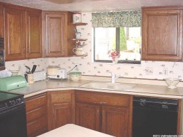1433 S 700 E, Kaysville, UT 84037 — photo 4