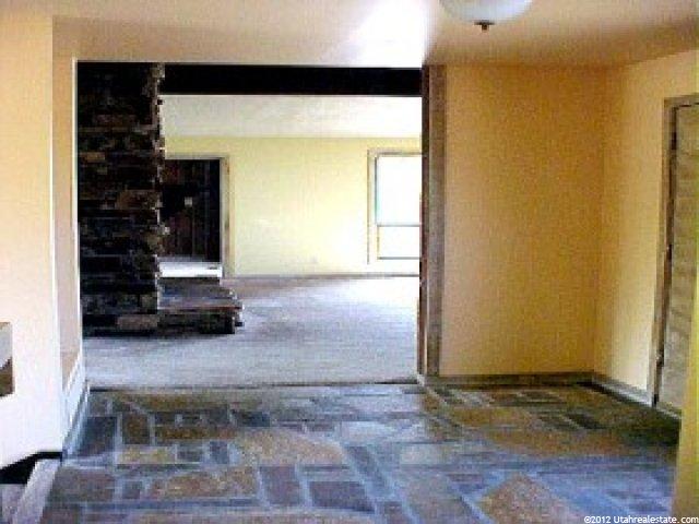 9775 S 3252 E, Sandy, UT 84092 — photo 2