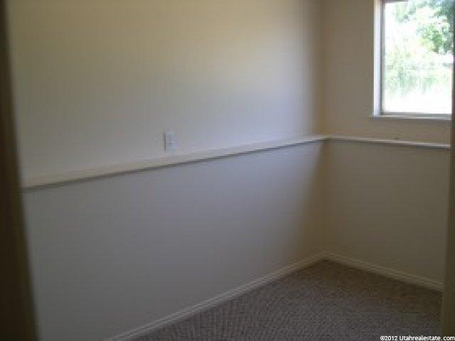 192 W 590 N, Layton, UT 84041 — photo 2