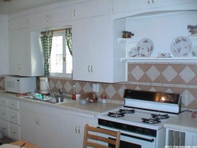 899 W 600 S, Logan, UT 84321 — photo 2
