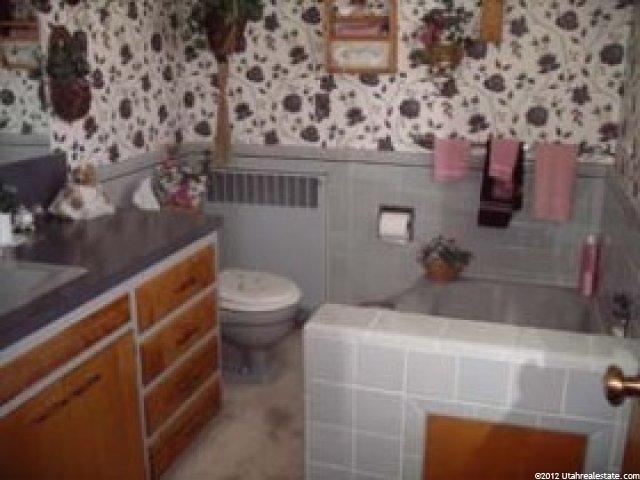 177 E 600 N, Tremonton, UT 84337 — photo 4
