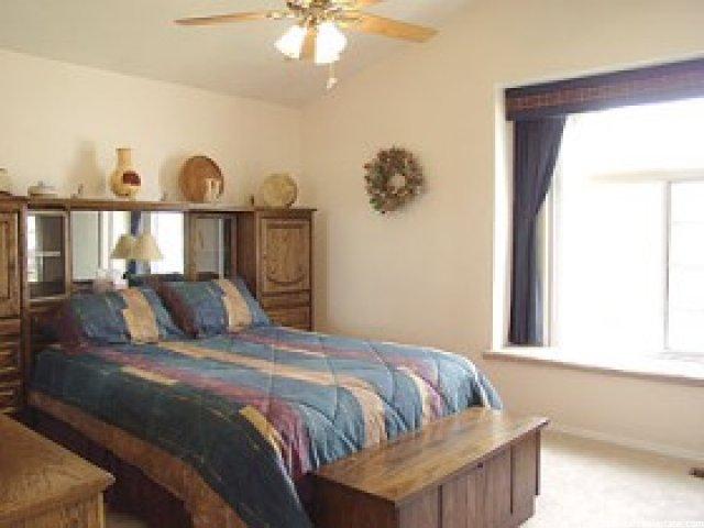 994 N 575 W, Clinton, UT 84015 — photo 6