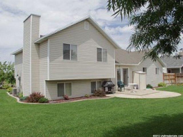 994 N 575 W, Clinton, UT 84015 — photo 8