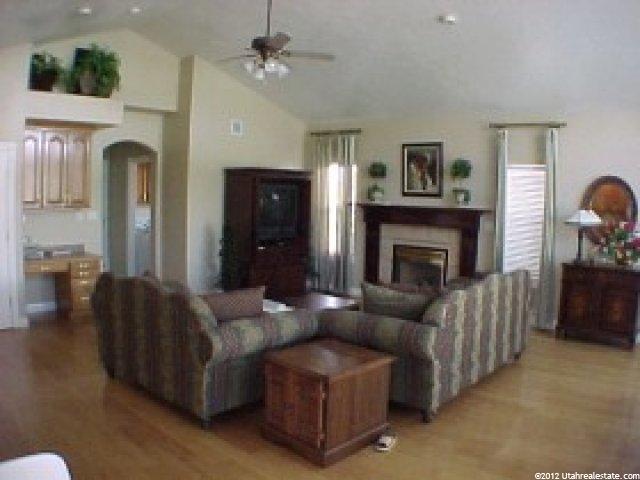 954 E 100 N, Lindon, UT 84042 — photo 6