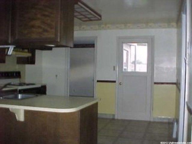 63 W 700 N, Bountiful, UT 84010 — photo 7