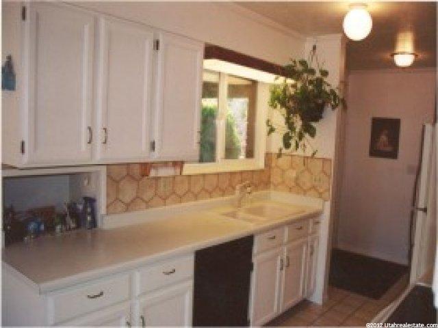 1057 Fallbrook Way, Sandy, UT 84094 — photo 3