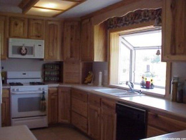 175 E Sunflower Ln, Axtell, UT 84621 — photo 5