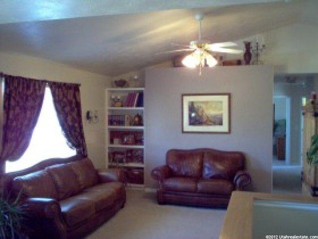 855 E 2200 S, Clearfield, UT 84015 — photo 2