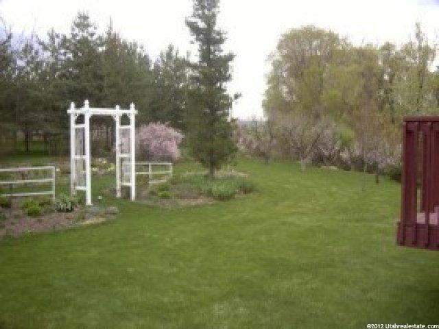 137 S 300 E, Hyrum, UT 84319 — photo 8
