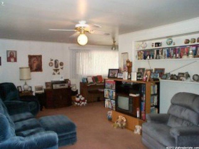 290 E Pioneer Ave, Sandy, UT 84070 — photo 8