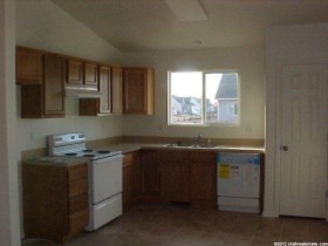 1364 S 1700 W, Syracuse, UT 84075 — photo 2