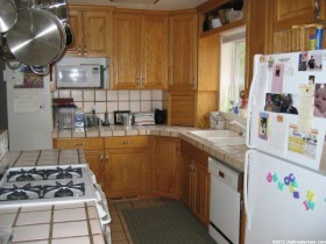 9371 S Jean Dr E, Sandy, UT 84070 — photo 3