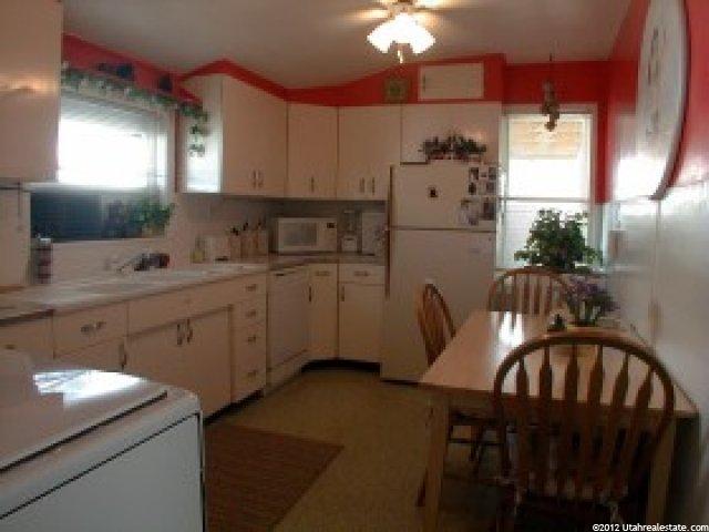 8889 S 90 E, Sandy, UT 84070 — photo 4