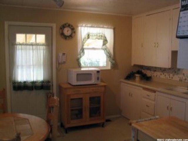 127 W 1850 N, Sunset, UT 84015 — photo 3