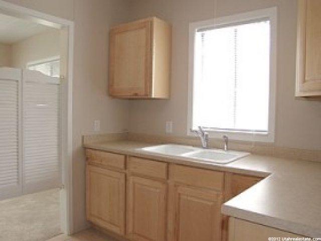 77 W Wasatch St, Midvale, UT 84047 — photo 4