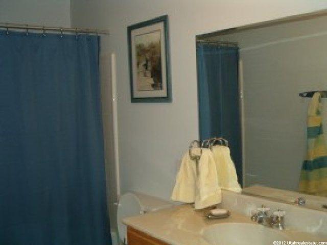 71 S 1300 E, Hyrum, UT 84319 — photo 8