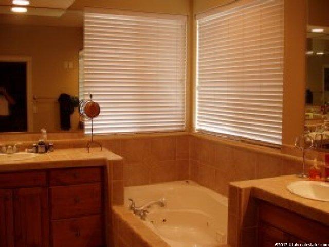 815 E 500 S, Smithfield, UT 84335 — photo 5
