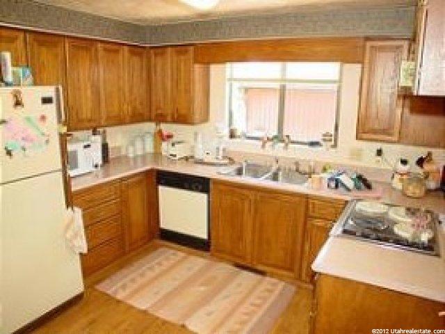 2530 E 1900 N, Layton, UT 84040 — photo 3