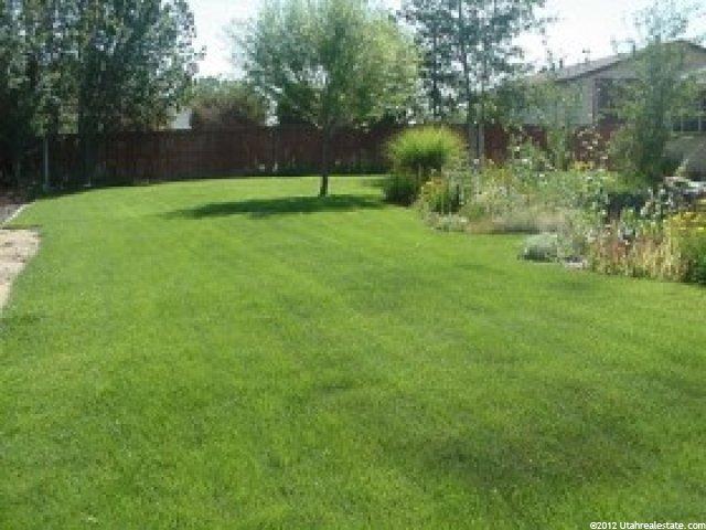 4792 S Panorama Dr E, South Ogden, UT 84403 — photo 3