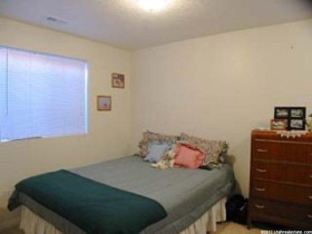120 W West Oaks Dr, Ogden, UT 84404 — photo 6
