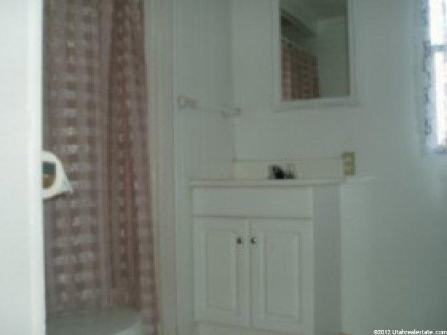 57 Sunset Dr, Layton, UT 84041 — photo 3