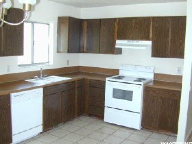 1541 W 1200 N, Layton, UT 84041 — photo 2